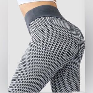 NWOT HONEYCOMB BUTT LIFTING ANTI CELLULITE WORKOUT LEGGINGS HIGHWAIST YOGA PANTS